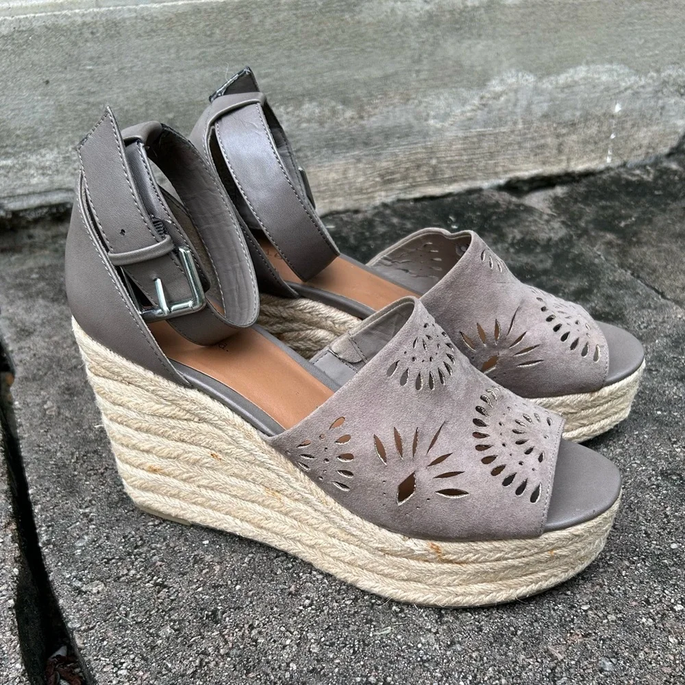 Indigo Rd. Espadrille Wedge‎ Heel Sandals